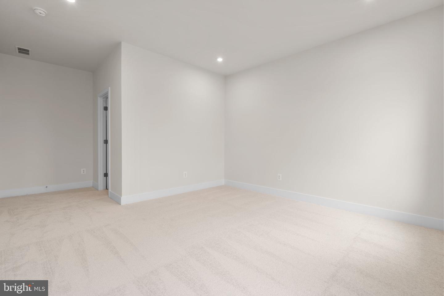 117 WAGTAIL LN, WINCHESTER, Virginia 22603, 3 Bedrooms Bedrooms, ,2 BathroomsBathrooms,Residential,For sale,117 WAGTAIL LN,VAFV2035702 MLS # VAFV2035702