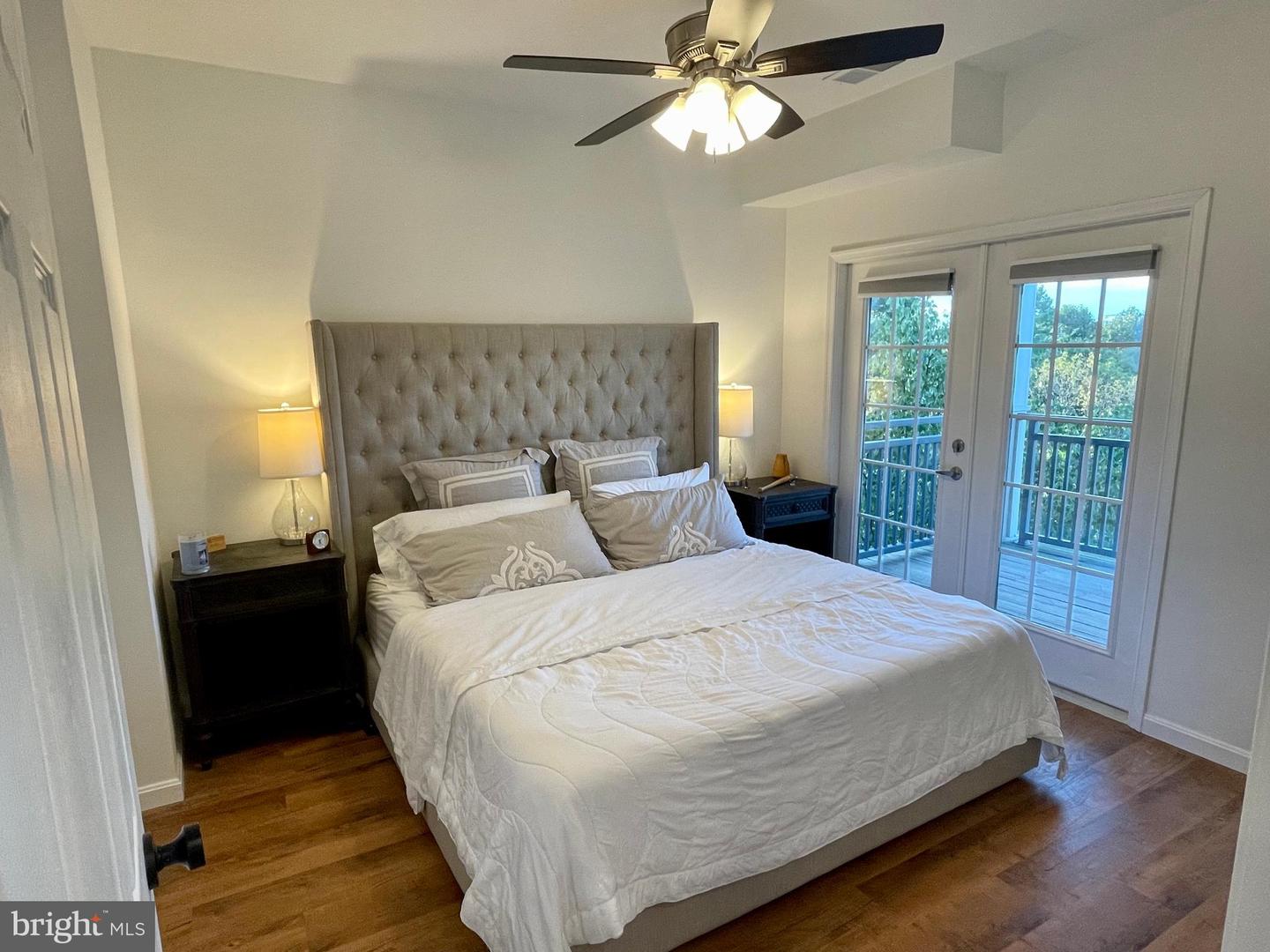 3021 NICOSH CIRCLE #1406, FALLS CHURCH, Virginia 22042, 1 Bedroom Bedrooms, ,1 BathroomBathrooms,Residential,For sale,3021 NICOSH CIRCLE #1406,VAFX2257916 MLS # VAFX2257916
