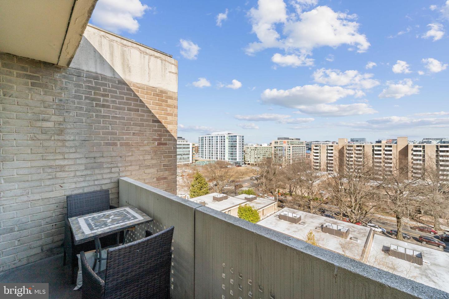 430 M ST SW #N-711, WASHINGTON, District Of Columbia 20024, 2 Bedrooms Bedrooms, ,2 BathroomsBathrooms,Residential,For sale,430 M ST SW #N-711,DCDC2212352 MLS # DCDC2212352