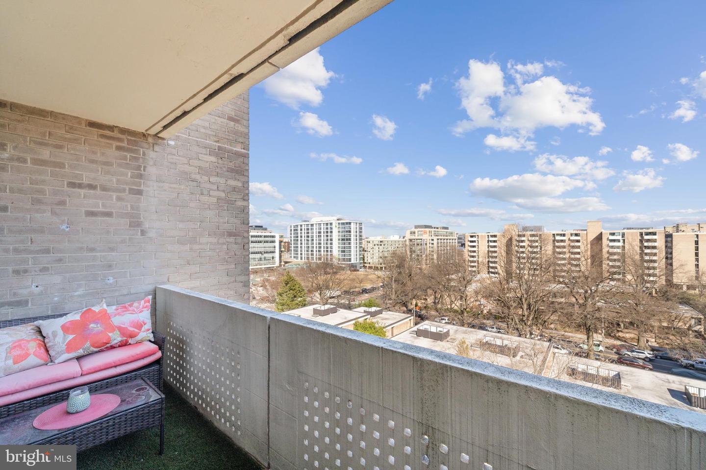 430 M ST SW #N-711, WASHINGTON, District Of Columbia 20024, 2 Bedrooms Bedrooms, ,2 BathroomsBathrooms,Residential,For sale,430 M ST SW #N-711,DCDC2212352 MLS # DCDC2212352