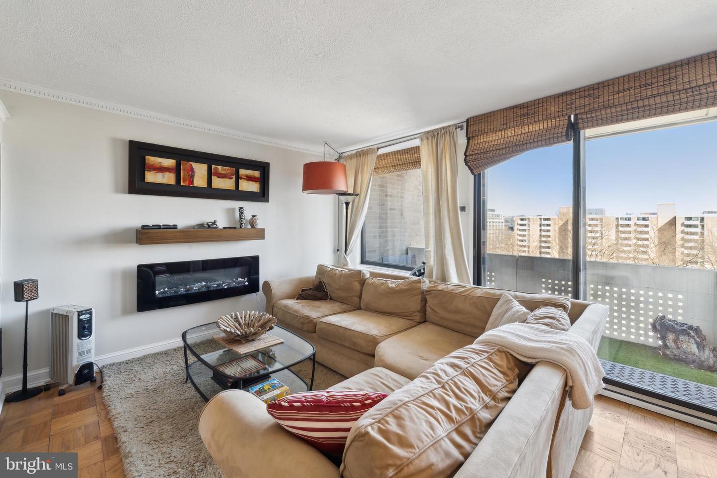 430 M ST SW #N-711, WASHINGTON, District Of Columbia 20024, 2 Bedrooms Bedrooms, ,2 BathroomsBathrooms,Residential,For sale,430 M ST SW #N-711,DCDC2212352 MLS # DCDC2212352