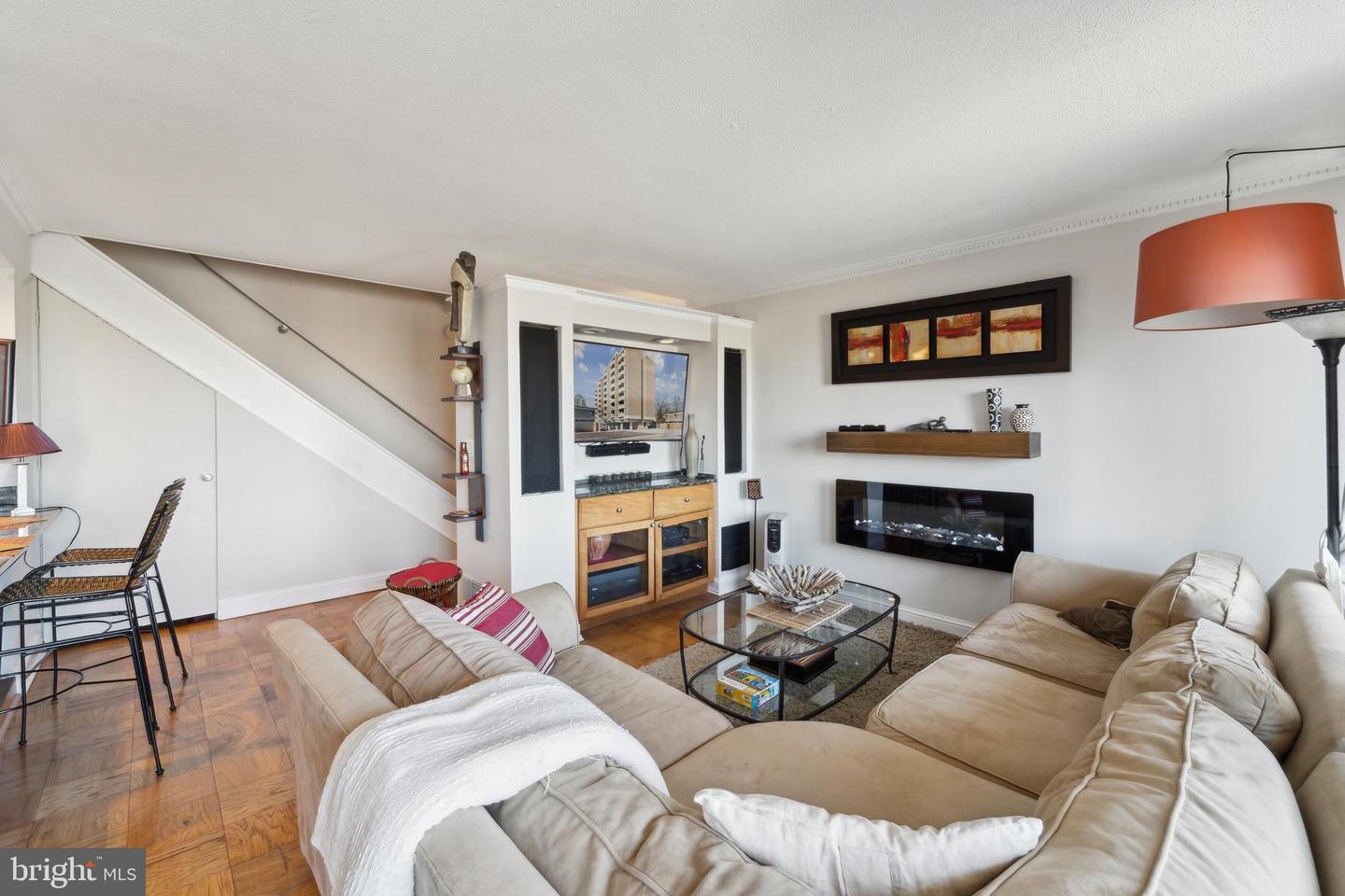 430 M ST SW #N-711, WASHINGTON, District Of Columbia 20024, 2 Bedrooms Bedrooms, ,2 BathroomsBathrooms,Residential,For sale,430 M ST SW #N-711,DCDC2212352 MLS # DCDC2212352