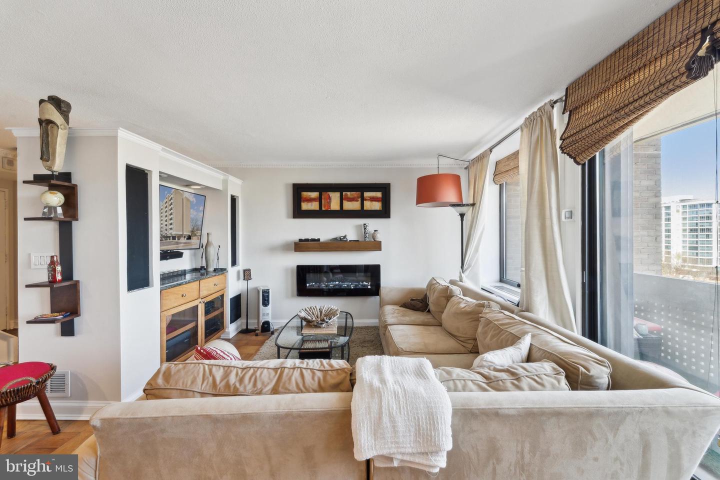 430 M ST SW #N-711, WASHINGTON, District Of Columbia 20024, 2 Bedrooms Bedrooms, ,2 BathroomsBathrooms,Residential,For sale,430 M ST SW #N-711,DCDC2212352 MLS # DCDC2212352