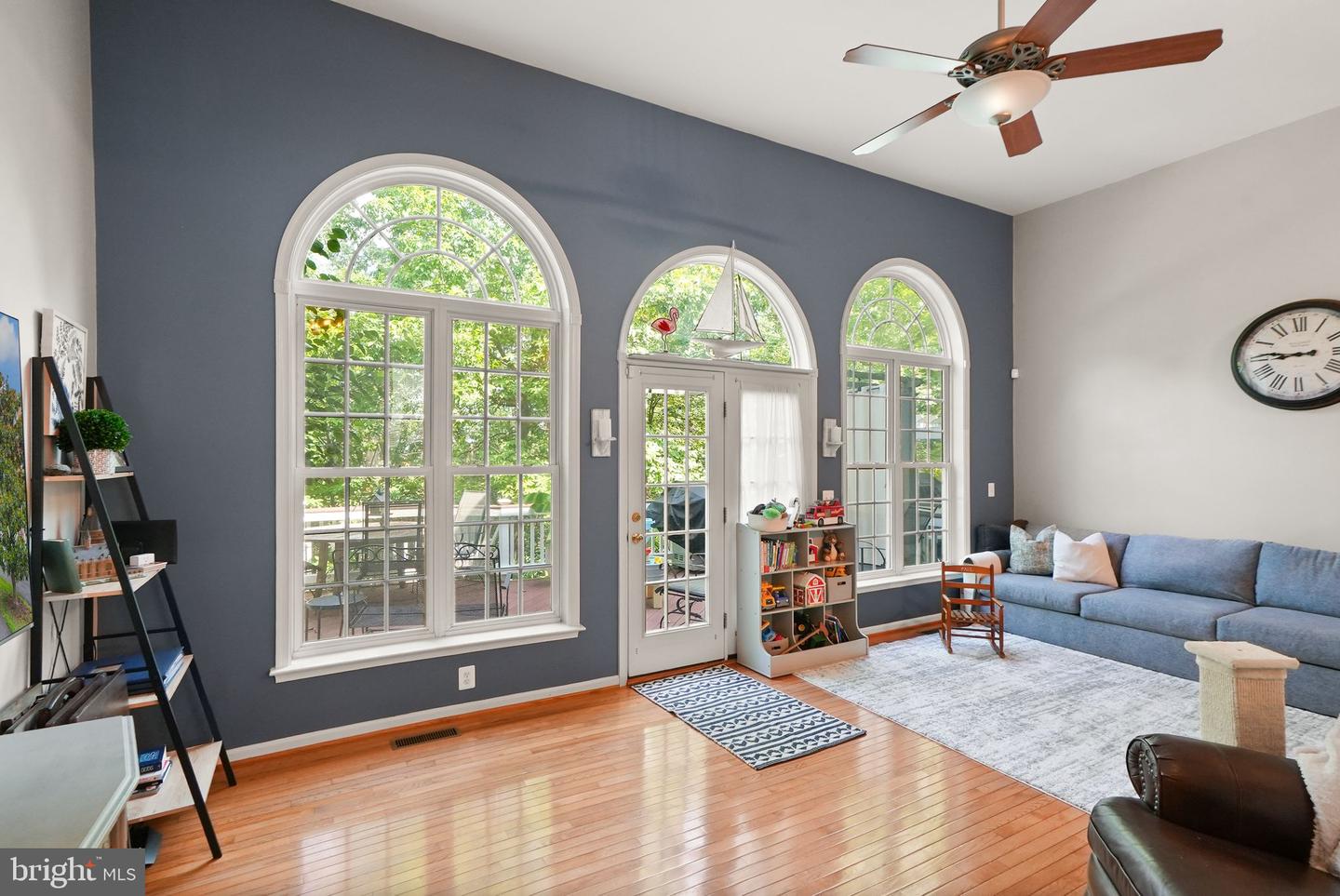 18418 MONTVIEW SQ, LEESBURG, Virginia 20176, 3 Bedrooms Bedrooms, ,3 BathroomsBathrooms,Residential,For sale,18418 MONTVIEW SQ,VALO2103270 MLS # VALO2103270