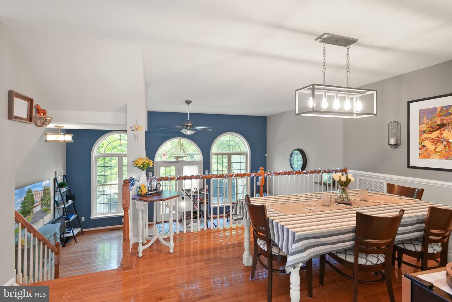 18418 MONTVIEW SQ, LEESBURG, Virginia 20176, 3 Bedrooms Bedrooms, ,3 BathroomsBathrooms,Residential,For sale,18418 MONTVIEW SQ,VALO2103270 MLS # VALO2103270