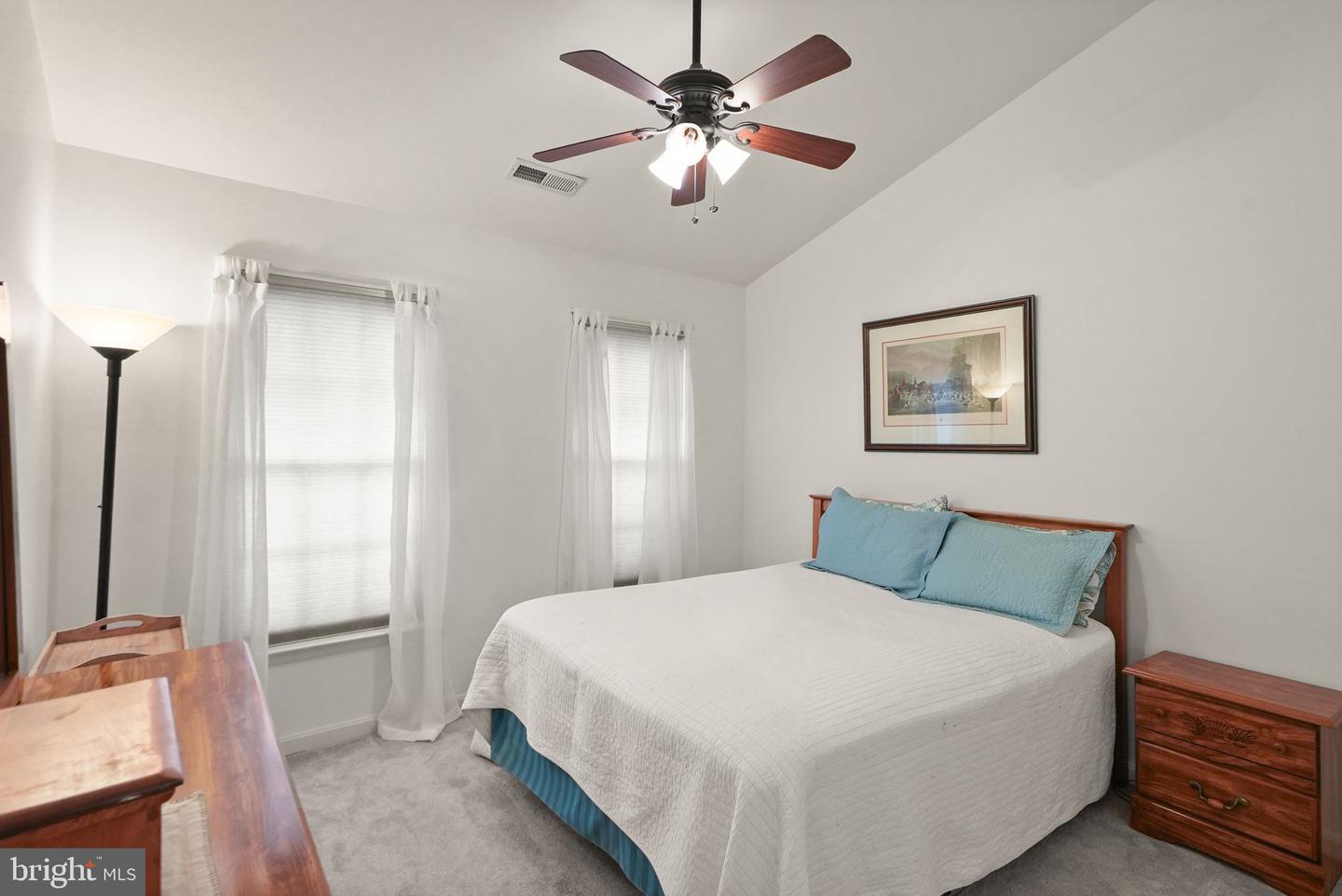 18418 MONTVIEW SQ, LEESBURG, Virginia 20176, 3 Bedrooms Bedrooms, ,3 BathroomsBathrooms,Residential,For sale,18418 MONTVIEW SQ,VALO2103270 MLS # VALO2103270