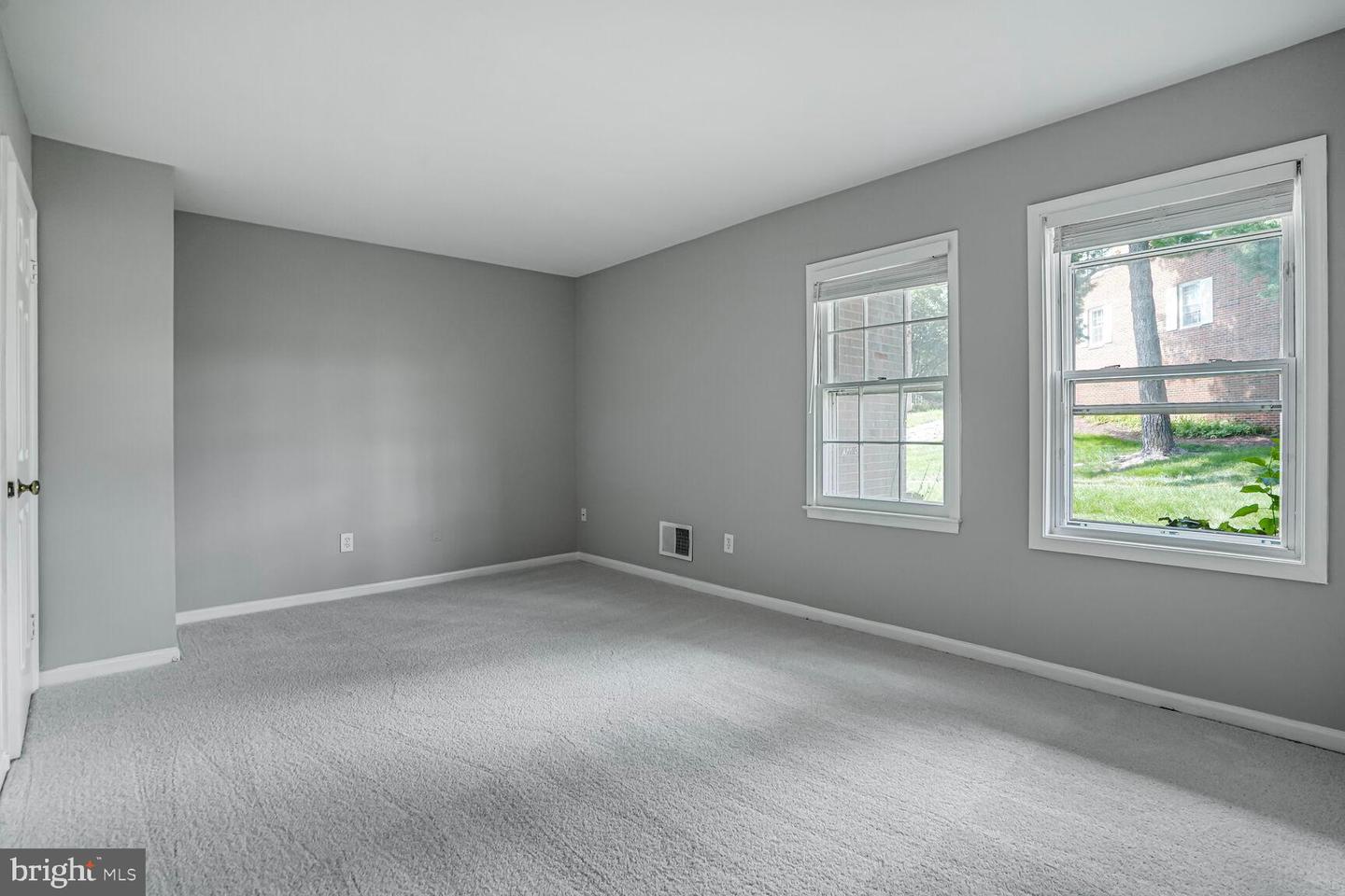14490 GOLDEN OAK RD, CENTREVILLE, Virginia 20121, 2 Bedrooms Bedrooms, ,1 BathroomBathrooms,Residential,For sale,14490 GOLDEN OAK RD,VAFX2257932 MLS # VAFX2257932