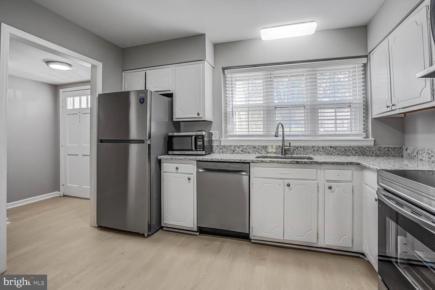 14490 GOLDEN OAK RD, CENTREVILLE, Virginia 20121, 2 Bedrooms Bedrooms, ,1 BathroomBathrooms,Residential,For sale,14490 GOLDEN OAK RD,VAFX2257932 MLS # VAFX2257932