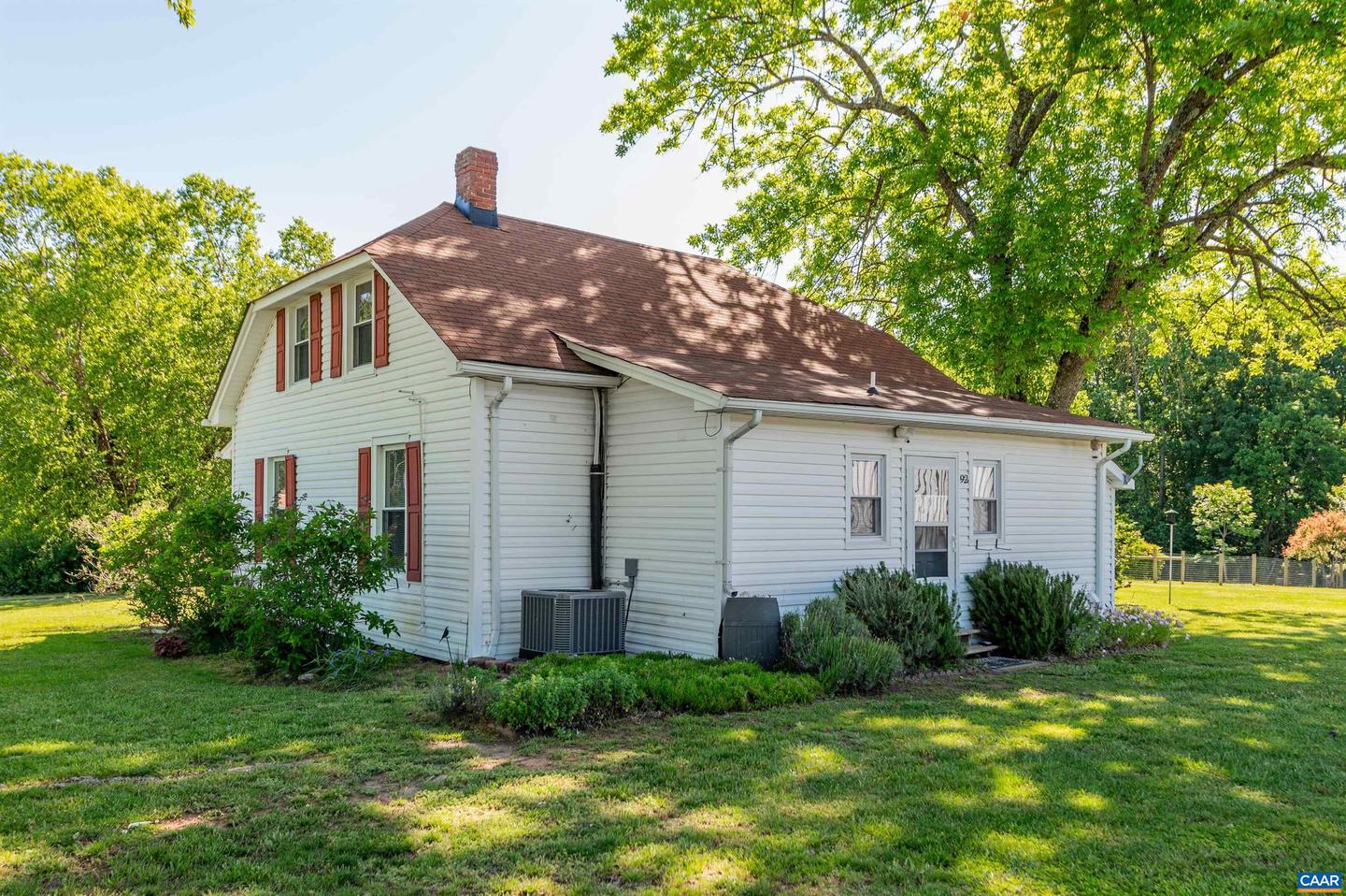 92 GRACE JOHNSON LN, KENTS STORE, Virginia 23804, 3 Bedrooms Bedrooms, ,1 BathroomBathrooms,Residential,For sale,92 GRACE JOHNSON LN,667171 MLS # 667171