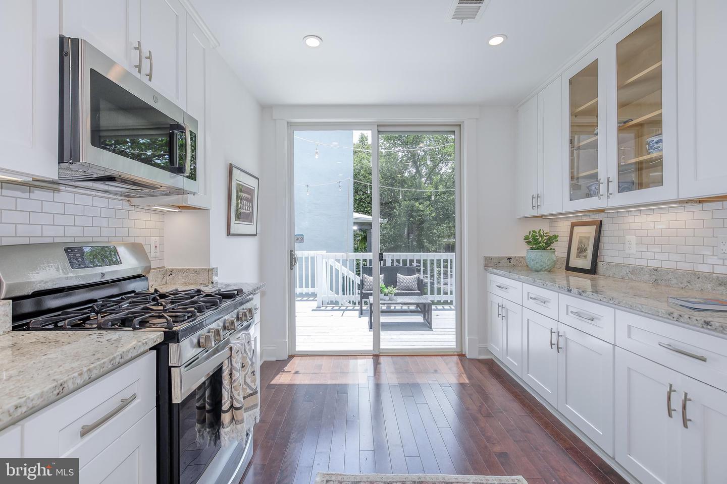 1503 G ST SE, WASHINGTON, District Of Columbia 20003, 5 Bedrooms Bedrooms, ,3 BathroomsBathrooms,Residential,For sale,1503 G ST SE,DCDC2212368 MLS # DCDC2212368