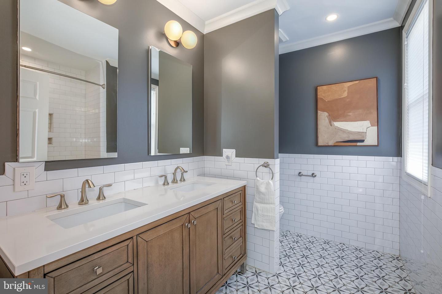 1503 G ST SE, WASHINGTON, District Of Columbia 20003, 5 Bedrooms Bedrooms, ,3 BathroomsBathrooms,Residential,For sale,1503 G ST SE,DCDC2212368 MLS # DCDC2212368