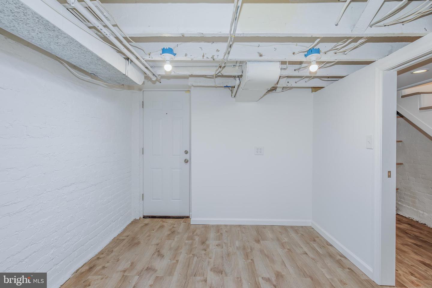 1503 G ST SE, WASHINGTON, District Of Columbia 20003, 5 Bedrooms Bedrooms, ,3 BathroomsBathrooms,Residential,For sale,1503 G ST SE,DCDC2212368 MLS # DCDC2212368