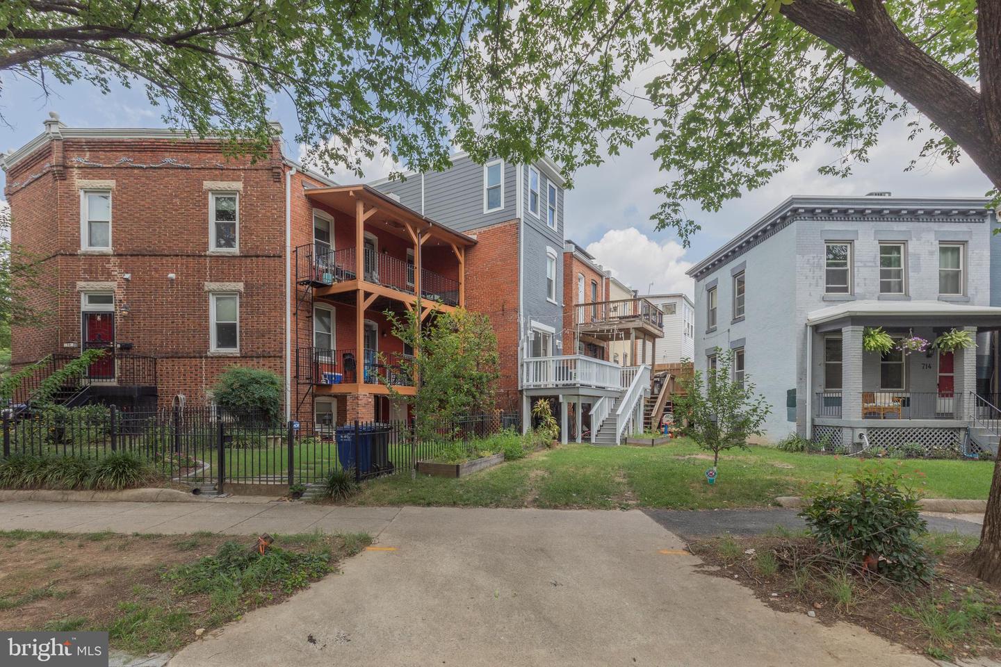 1503 G ST SE, WASHINGTON, District Of Columbia 20003, 5 Bedrooms Bedrooms, ,3 BathroomsBathrooms,Residential,For sale,1503 G ST SE,DCDC2212368 MLS # DCDC2212368