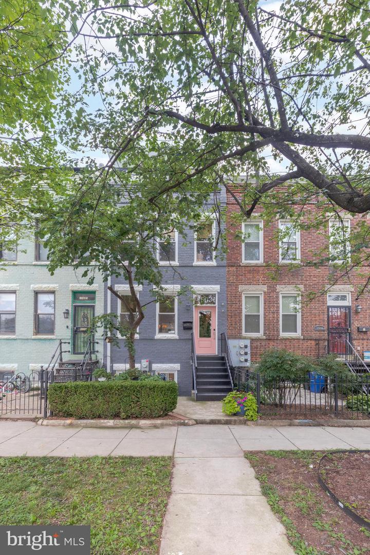 1503 G ST SE, WASHINGTON, District Of Columbia 20003, 5 Bedrooms Bedrooms, ,3 BathroomsBathrooms,Residential,For sale,1503 G ST SE,DCDC2212368 MLS # DCDC2212368