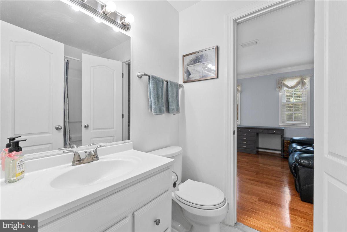 14901 RYDELL RD #201, CENTREVILLE, Virginia 20121, 2 Bedrooms Bedrooms, ,2 BathroomsBathrooms,Residential,For sale,14901 RYDELL RD #201,VAFX2257944 MLS # VAFX2257944