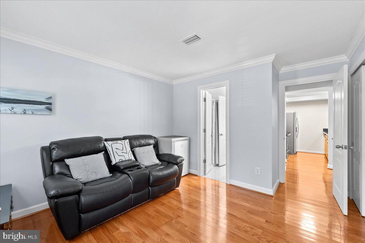 14901 RYDELL RD #201, CENTREVILLE, Virginia 20121, 2 Bedrooms Bedrooms, ,2 BathroomsBathrooms,Residential,For sale,14901 RYDELL RD #201,VAFX2257944 MLS # VAFX2257944