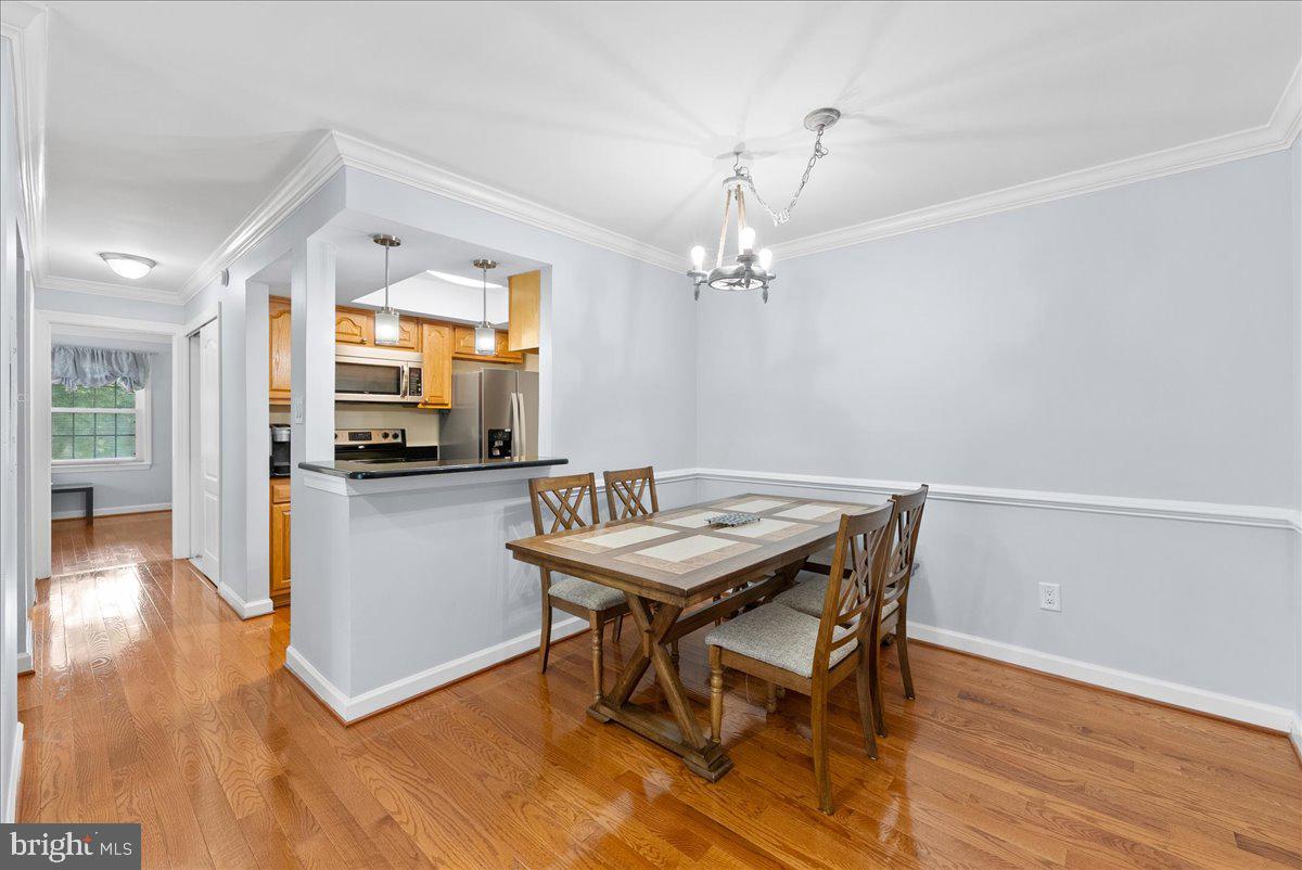 14901 RYDELL RD #201, CENTREVILLE, Virginia 20121, 2 Bedrooms Bedrooms, ,2 BathroomsBathrooms,Residential,For sale,14901 RYDELL RD #201,VAFX2257944 MLS # VAFX2257944