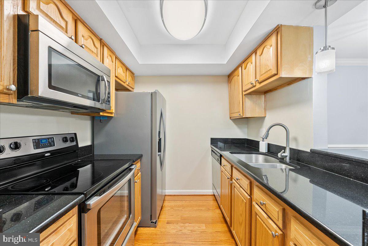 14901 RYDELL RD #201, CENTREVILLE, Virginia 20121, 2 Bedrooms Bedrooms, ,2 BathroomsBathrooms,Residential,For sale,14901 RYDELL RD #201,VAFX2257944 MLS # VAFX2257944