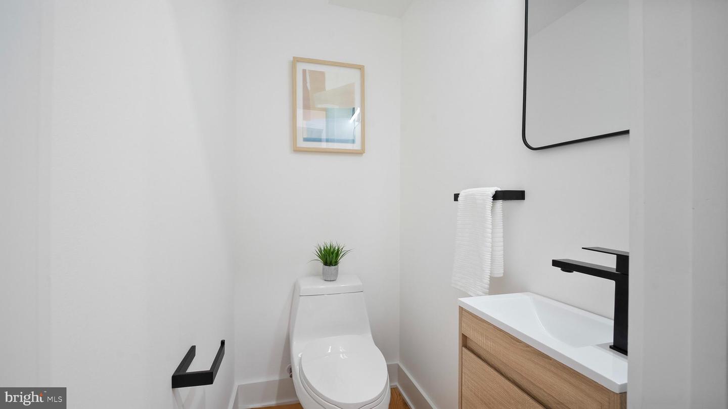 7521 9TH ST NW, WASHINGTON, District Of Columbia 20012, 4 Bedrooms Bedrooms, ,2 BathroomsBathrooms,Residential,For sale,7521 9TH ST NW,DCDC2212372 MLS # DCDC2212372