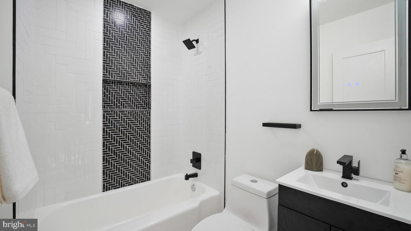 7521 9TH ST NW, WASHINGTON, District Of Columbia 20012, 4 Bedrooms Bedrooms, ,2 BathroomsBathrooms,Residential,For sale,7521 9TH ST NW,DCDC2212372 MLS # DCDC2212372