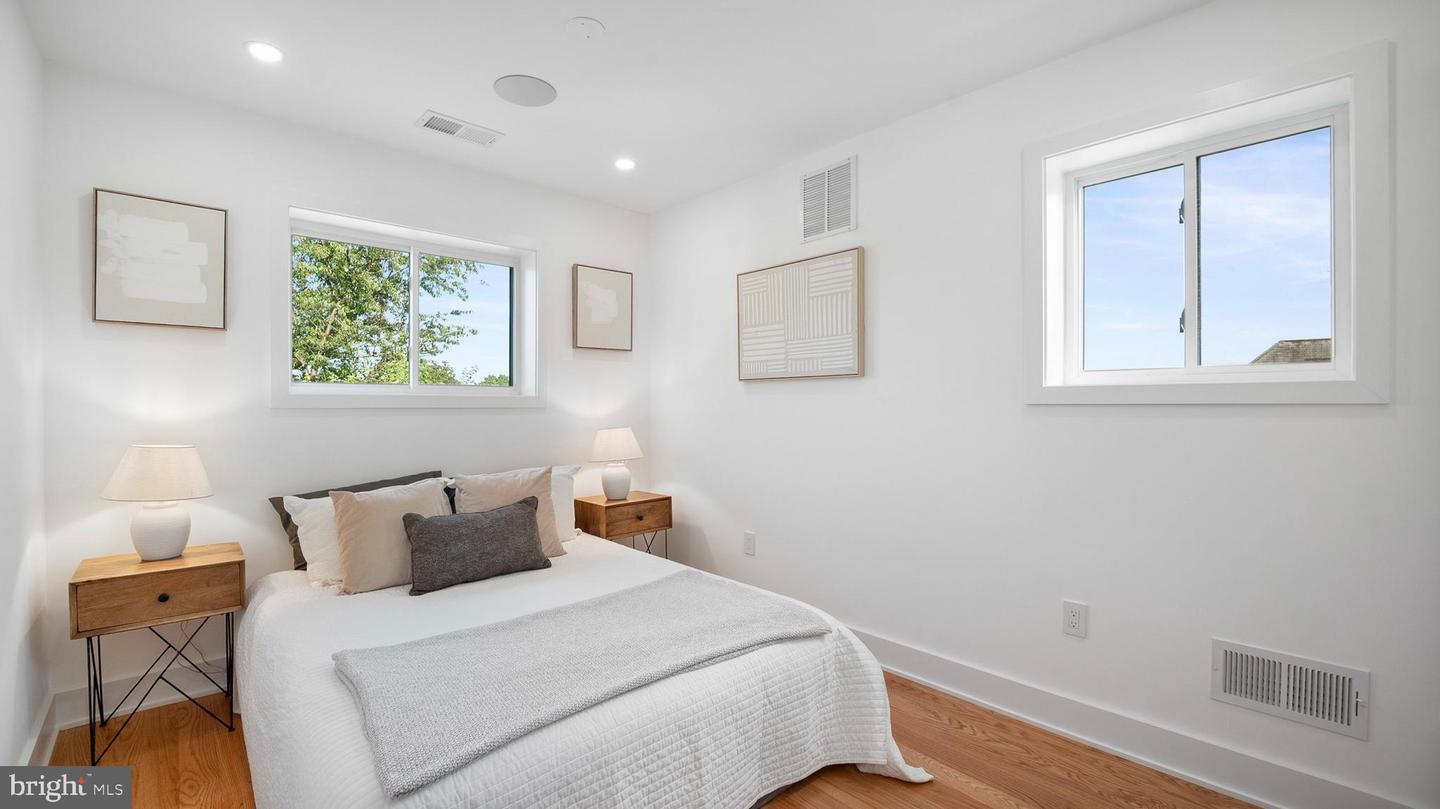 7521 9TH ST NW, WASHINGTON, District Of Columbia 20012, 4 Bedrooms Bedrooms, ,2 BathroomsBathrooms,Residential,For sale,7521 9TH ST NW,DCDC2212372 MLS # DCDC2212372