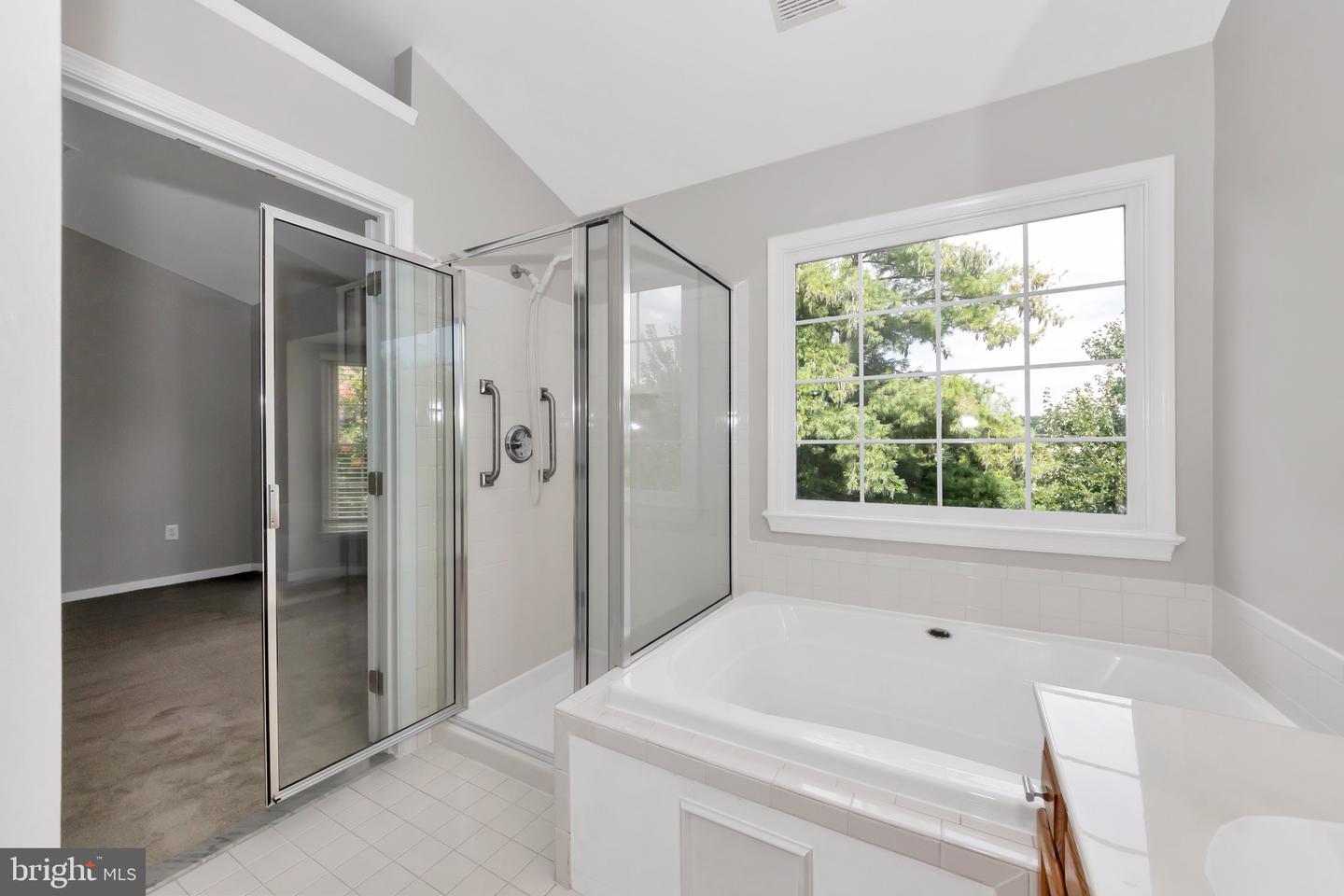 6323 FRANCONIA COMMONS DR, ALEXANDRIA, Virginia 22310, 3 Bedrooms Bedrooms, ,3 BathroomsBathrooms,Residential,For sale,6323 FRANCONIA COMMONS DR,VAFX2257954 MLS # VAFX2257954