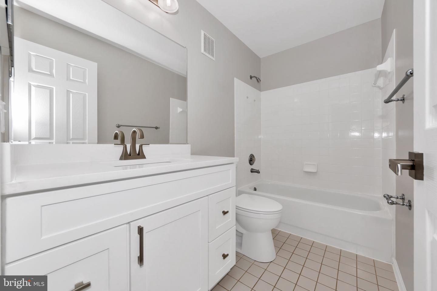 6323 FRANCONIA COMMONS DR, ALEXANDRIA, Virginia 22310, 3 Bedrooms Bedrooms, ,3 BathroomsBathrooms,Residential,For sale,6323 FRANCONIA COMMONS DR,VAFX2257954 MLS # VAFX2257954
