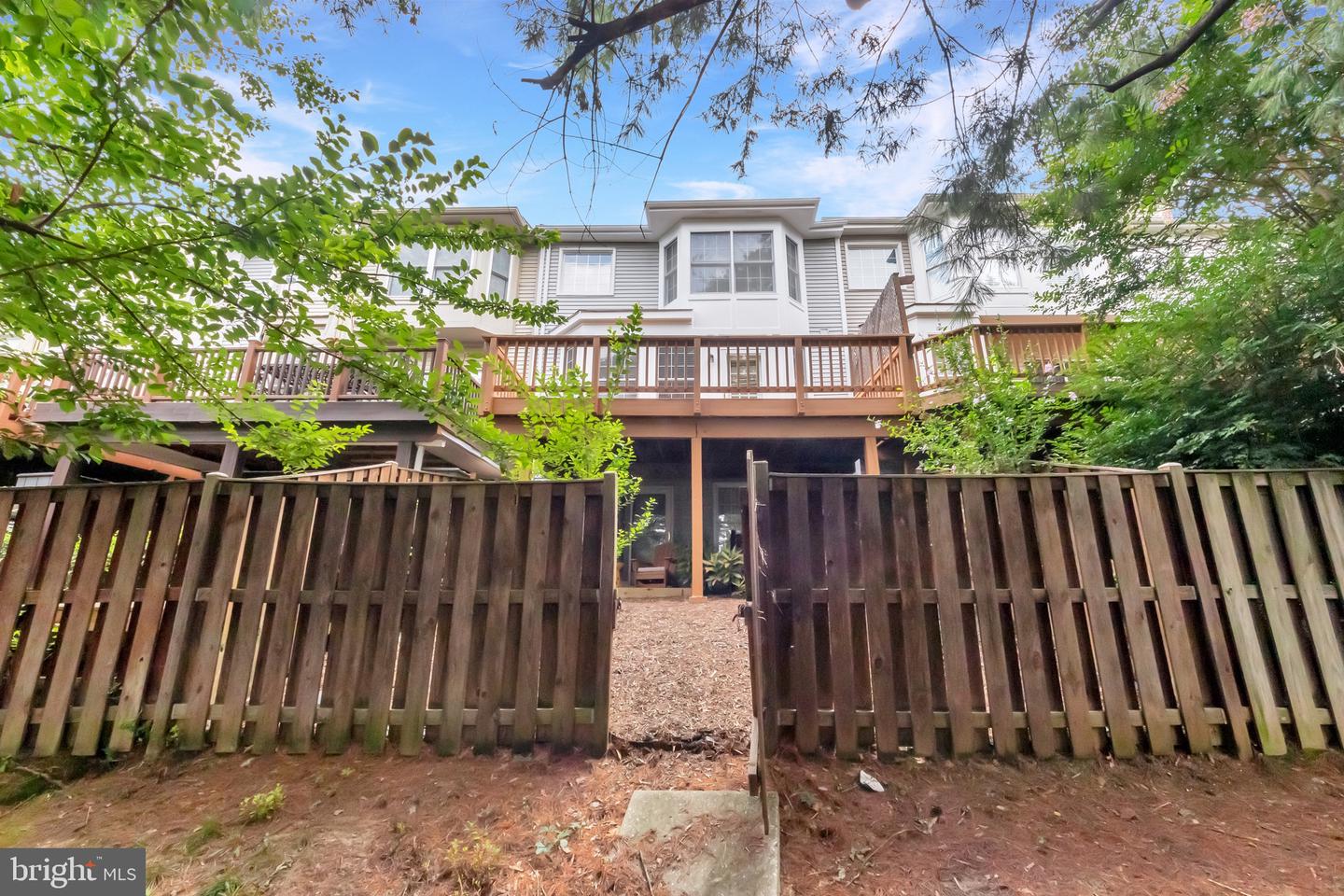 6323 FRANCONIA COMMONS DR, ALEXANDRIA, Virginia 22310, 3 Bedrooms Bedrooms, ,3 BathroomsBathrooms,Residential,For sale,6323 FRANCONIA COMMONS DR,VAFX2257954 MLS # VAFX2257954