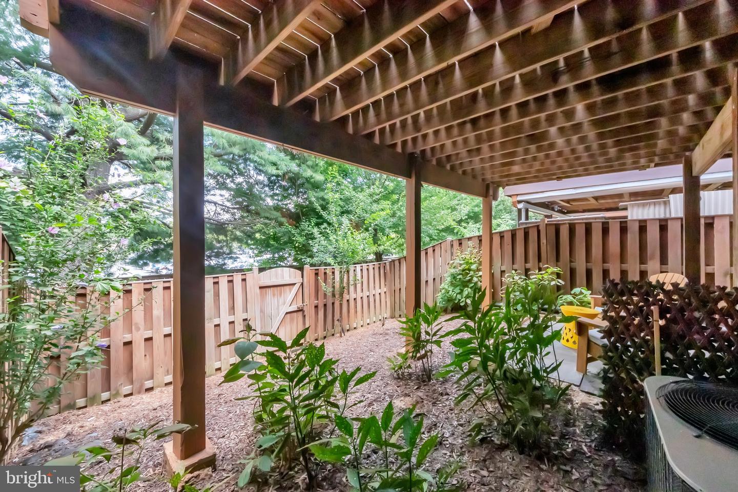 6323 FRANCONIA COMMONS DR, ALEXANDRIA, Virginia 22310, 3 Bedrooms Bedrooms, ,3 BathroomsBathrooms,Residential,For sale,6323 FRANCONIA COMMONS DR,VAFX2257954 MLS # VAFX2257954