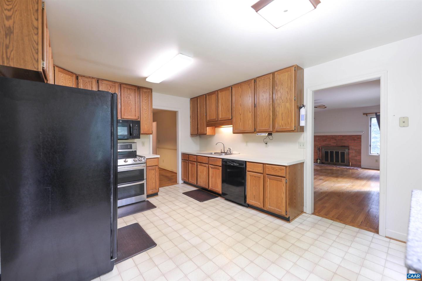 1220 RED PINE CT, CROZET, Virginia 22932, 4 Bedrooms Bedrooms, ,2 BathroomsBathrooms,Residential,For sale,1220 RED PINE CT,667175 MLS # 667175