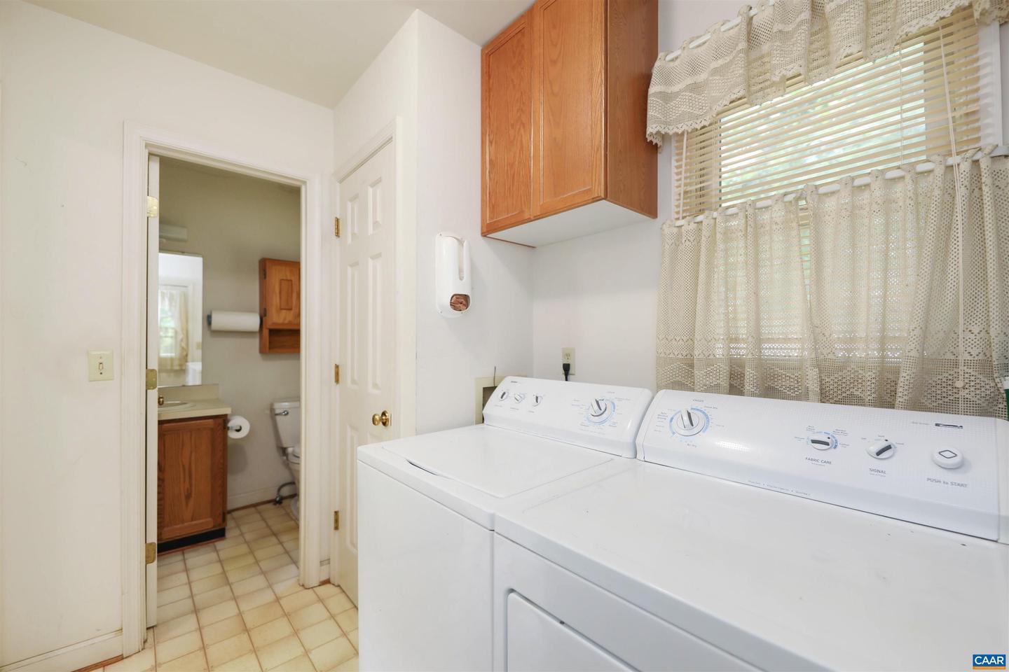 1220 RED PINE CT, CROZET, Virginia 22932, 4 Bedrooms Bedrooms, ,2 BathroomsBathrooms,Residential,For sale,1220 RED PINE CT,667175 MLS # 667175