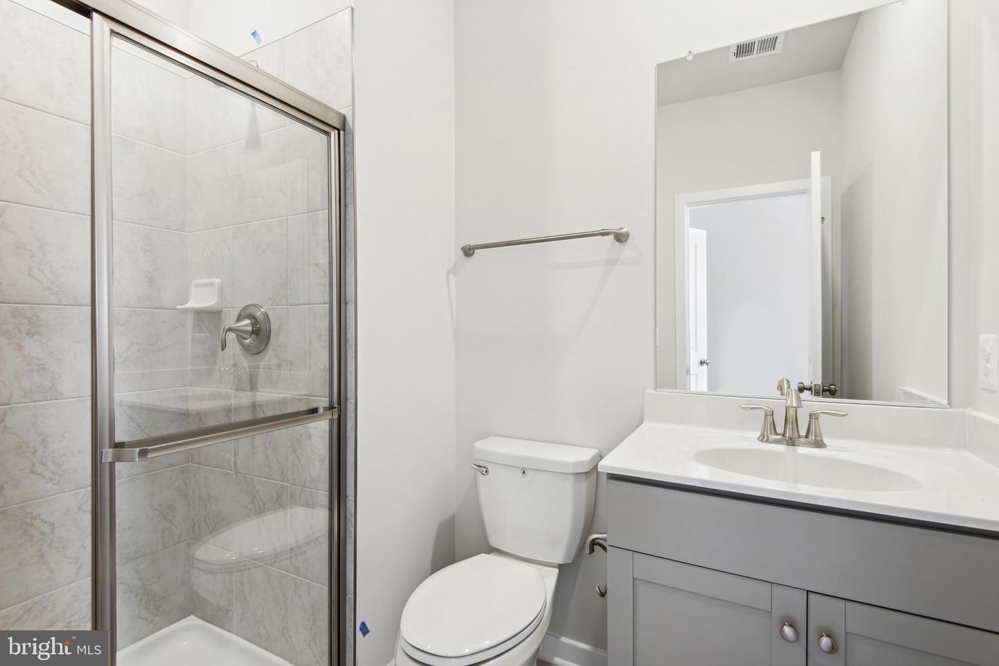 18511 NEWMACHAR CT #MACARTHUR LOT 2307, JEFFERSONTON, Virginia 22724, 5 Bedrooms Bedrooms, ,4 BathroomsBathrooms,Residential,For sale,18511 NEWMACHAR CT #MACARTHUR LOT 2307,VACU2011110 MLS # VACU2011110