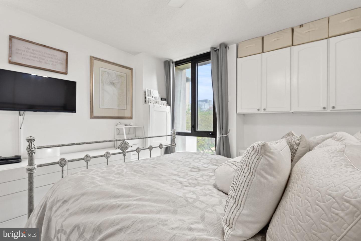 1250 4TH ST SW #W107, WASHINGTON, District Of Columbia 20024, 1 Bedroom Bedrooms, ,1 BathroomBathrooms,Residential,For sale,1250 4TH ST SW #W107,DCDC2212342 MLS # DCDC2212342
