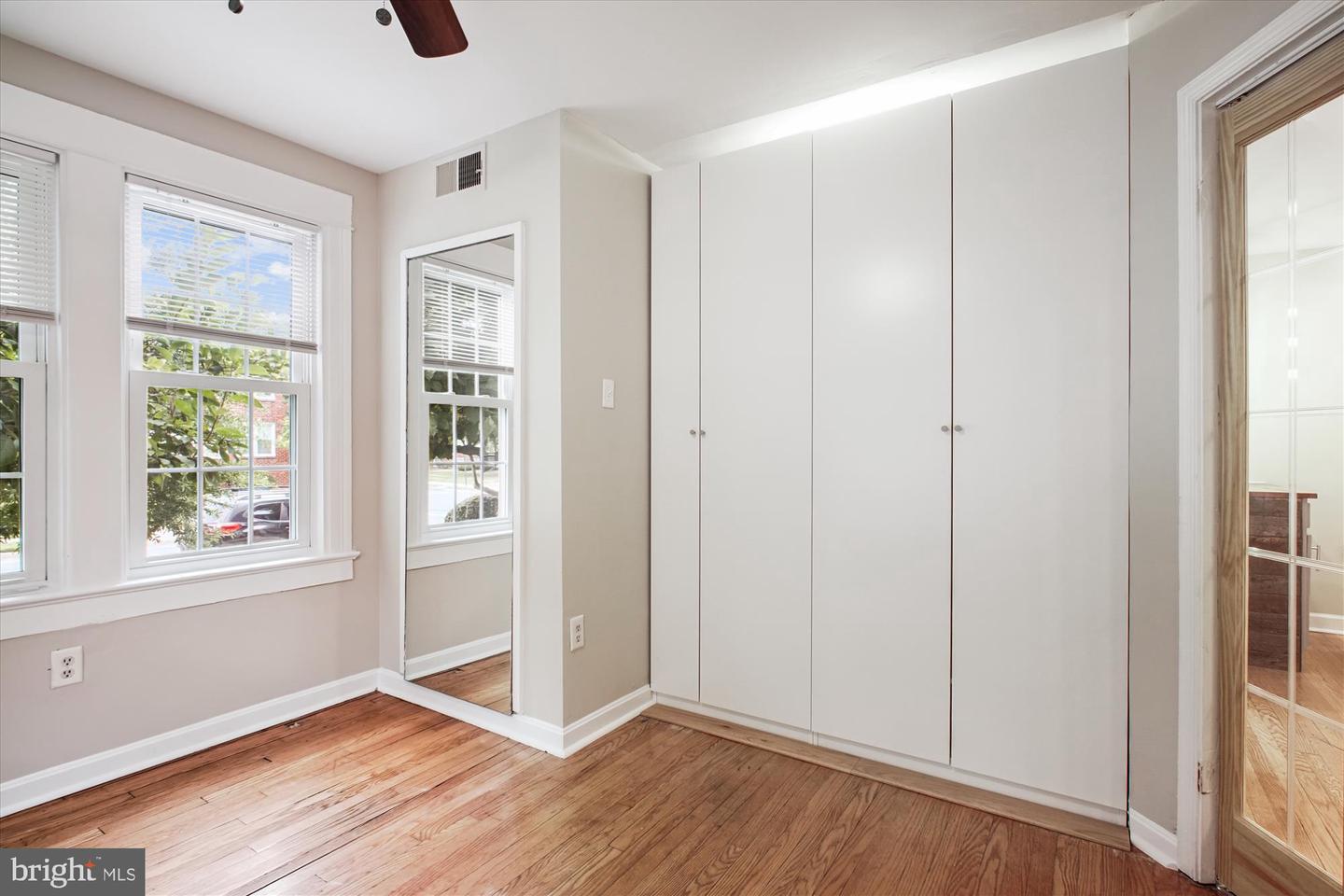 1706 DEWITT AVE #A, ALEXANDRIA, Virginia 22301, 1 Bedroom Bedrooms, ,1 BathroomBathrooms,Residential,For sale,1706 DEWITT AVE #A,VAAX2047920 MLS # VAAX2047920