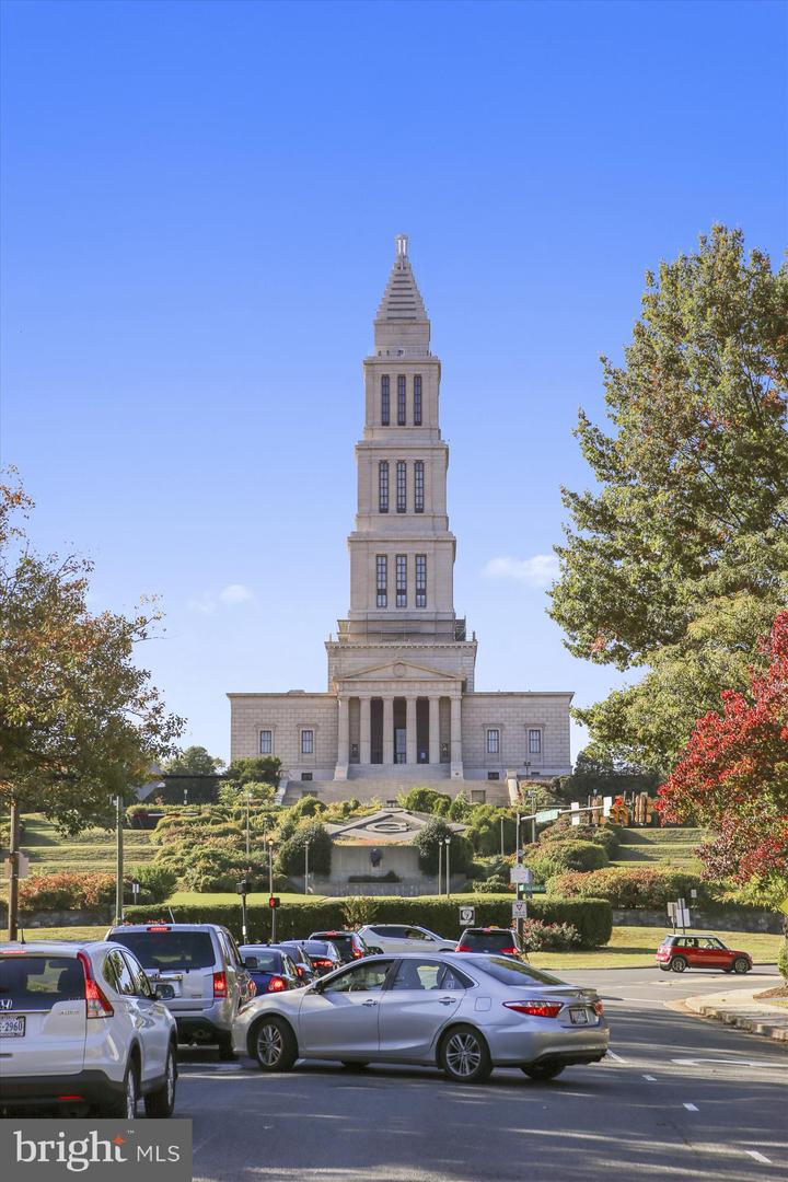 1706 DEWITT AVE #A, ALEXANDRIA, Virginia 22301, 1 Bedroom Bedrooms, ,1 BathroomBathrooms,Residential,For sale,1706 DEWITT AVE #A,VAAX2047920 MLS # VAAX2047920