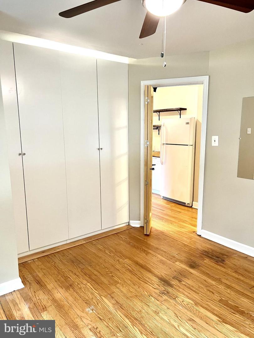 1706 DEWITT AVE #A, ALEXANDRIA, Virginia 22301, 1 Bedroom Bedrooms, ,1 BathroomBathrooms,Residential,For sale,1706 DEWITT AVE #A,VAAX2047920 MLS # VAAX2047920