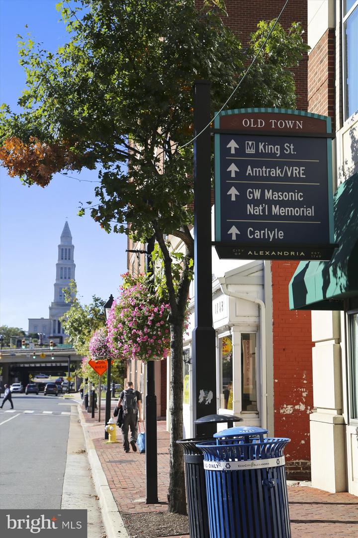 1706 DEWITT AVE #A, ALEXANDRIA, Virginia 22301, 1 Bedroom Bedrooms, ,1 BathroomBathrooms,Residential,For sale,1706 DEWITT AVE #A,VAAX2047920 MLS # VAAX2047920