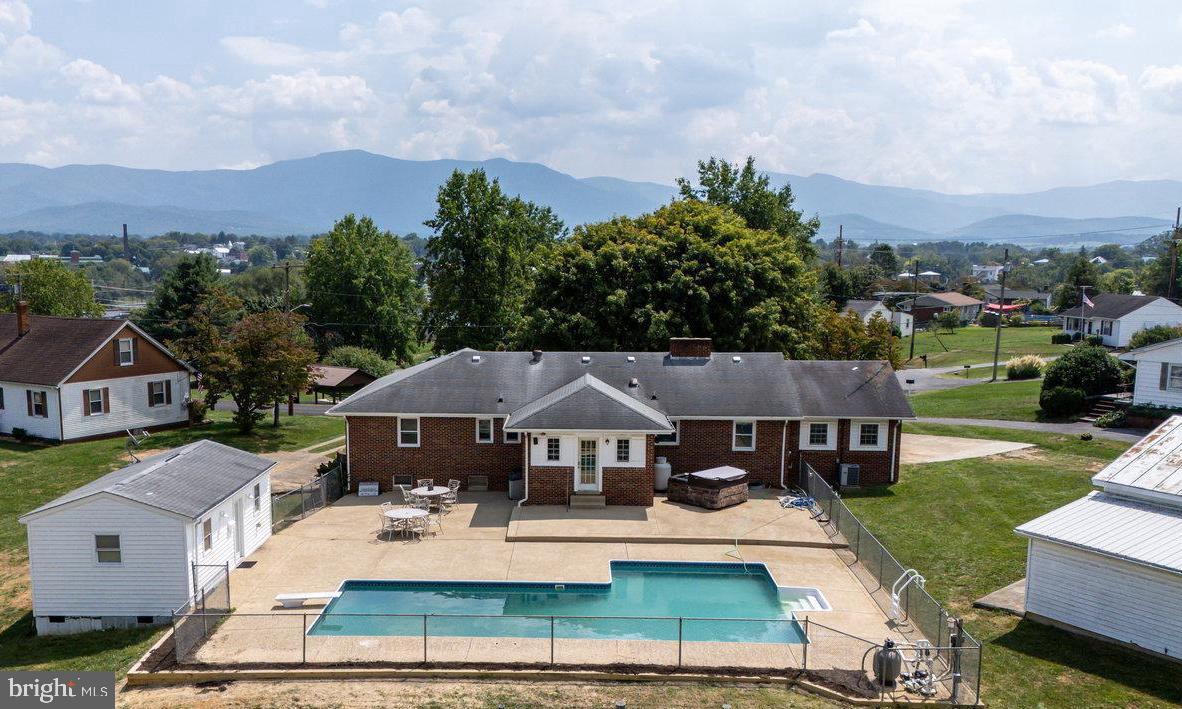 62 ROSSER DR, LURAY, Virginia 22835, 3 Bedrooms Bedrooms, ,2 BathroomsBathrooms,Residential,For sale,62 ROSSER DR,VAPA2004386 MLS # VAPA2004386