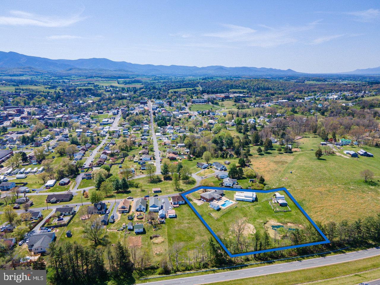 62 ROSSER DR, LURAY, Virginia 22835, 3 Bedrooms Bedrooms, ,2 BathroomsBathrooms,Residential,For sale,62 ROSSER DR,VAPA2004386 MLS # VAPA2004386