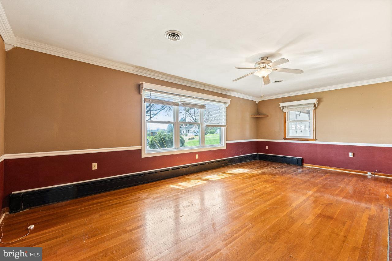62 ROSSER DR, LURAY, Virginia 22835, 3 Bedrooms Bedrooms, ,2 BathroomsBathrooms,Residential,For sale,62 ROSSER DR,VAPA2004386 MLS # VAPA2004386