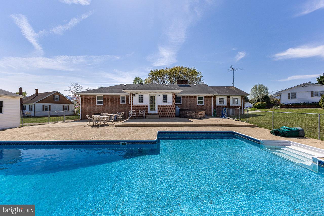 62 ROSSER DR, LURAY, Virginia 22835, 3 Bedrooms Bedrooms, ,2 BathroomsBathrooms,Residential,For sale,62 ROSSER DR,VAPA2004386 MLS # VAPA2004386