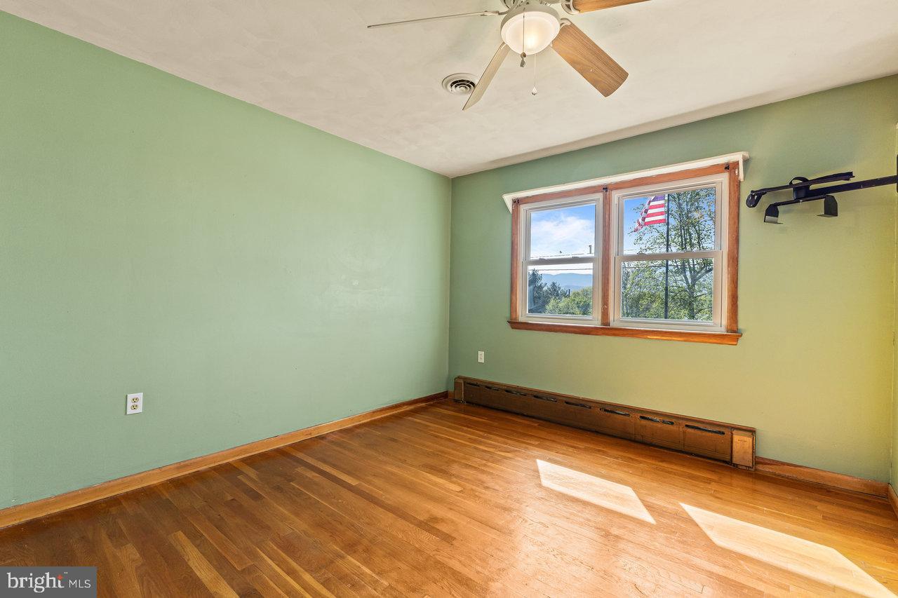 62 ROSSER DR, LURAY, Virginia 22835, 3 Bedrooms Bedrooms, ,2 BathroomsBathrooms,Residential,For sale,62 ROSSER DR,VAPA2004386 MLS # VAPA2004386