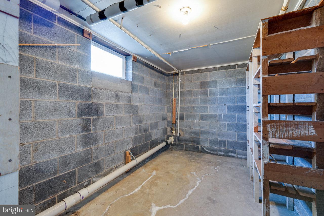62 ROSSER DR, LURAY, Virginia 22835, 3 Bedrooms Bedrooms, ,2 BathroomsBathrooms,Residential,For sale,62 ROSSER DR,VAPA2004386 MLS # VAPA2004386