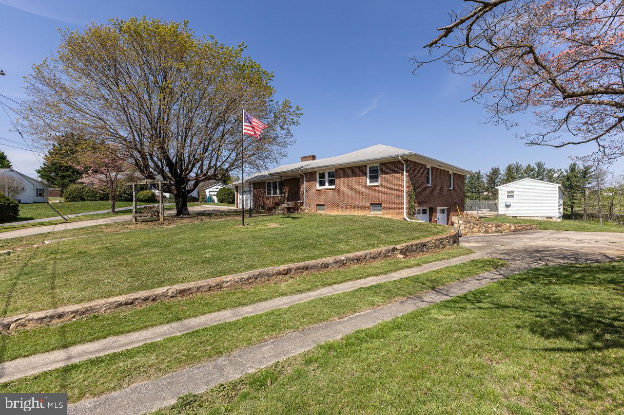 62 ROSSER DR, LURAY, Virginia 22835, 3 Bedrooms Bedrooms, ,2 BathroomsBathrooms,Residential,For sale,62 ROSSER DR,VAPA2004386 MLS # VAPA2004386