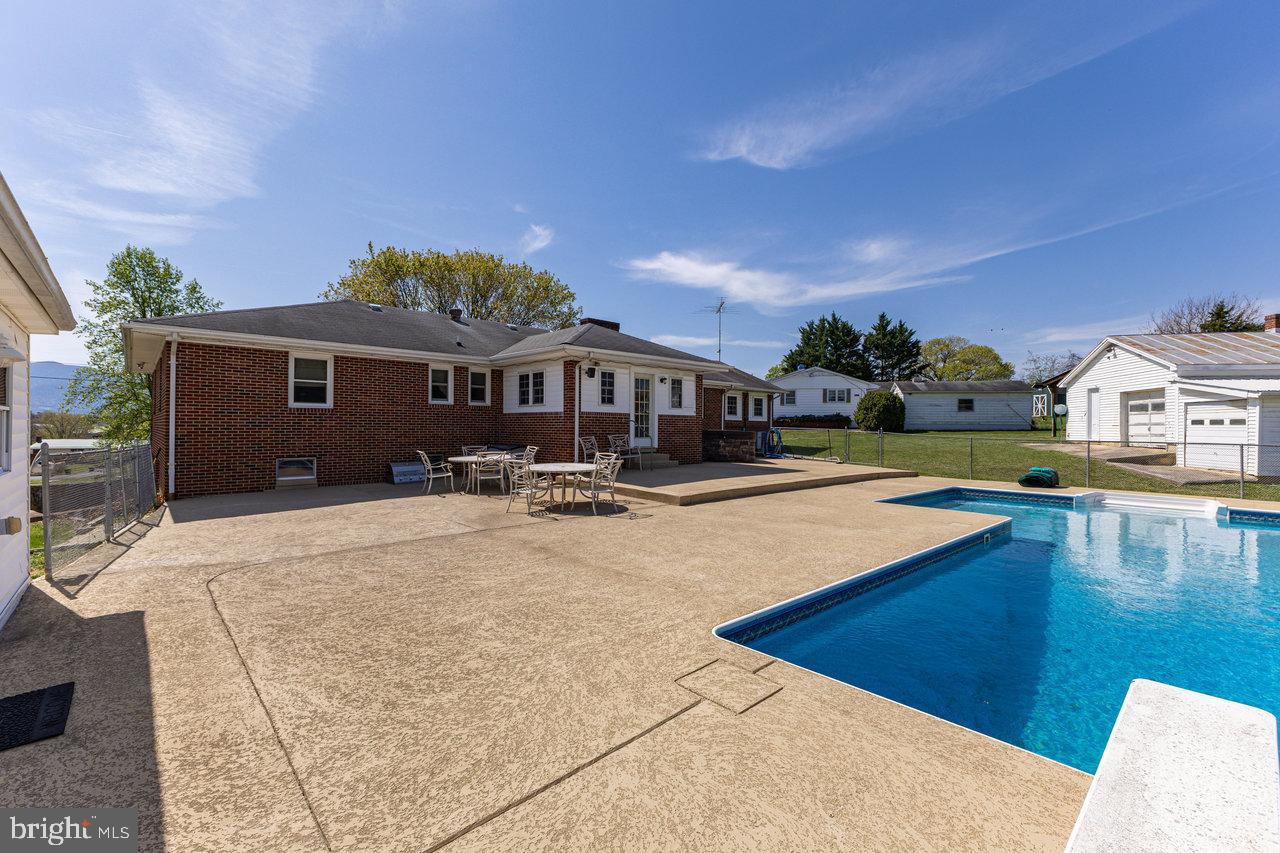 62 ROSSER DR, LURAY, Virginia 22835, 3 Bedrooms Bedrooms, ,2 BathroomsBathrooms,Residential,For sale,62 ROSSER DR,VAPA2004386 MLS # VAPA2004386