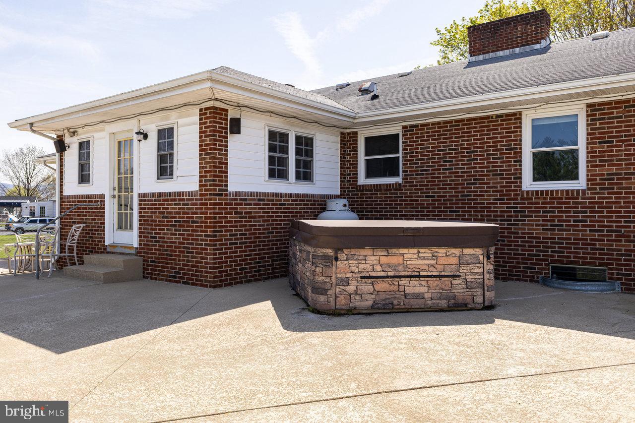 62 ROSSER DR, LURAY, Virginia 22835, 3 Bedrooms Bedrooms, ,2 BathroomsBathrooms,Residential,For sale,62 ROSSER DR,VAPA2004386 MLS # VAPA2004386