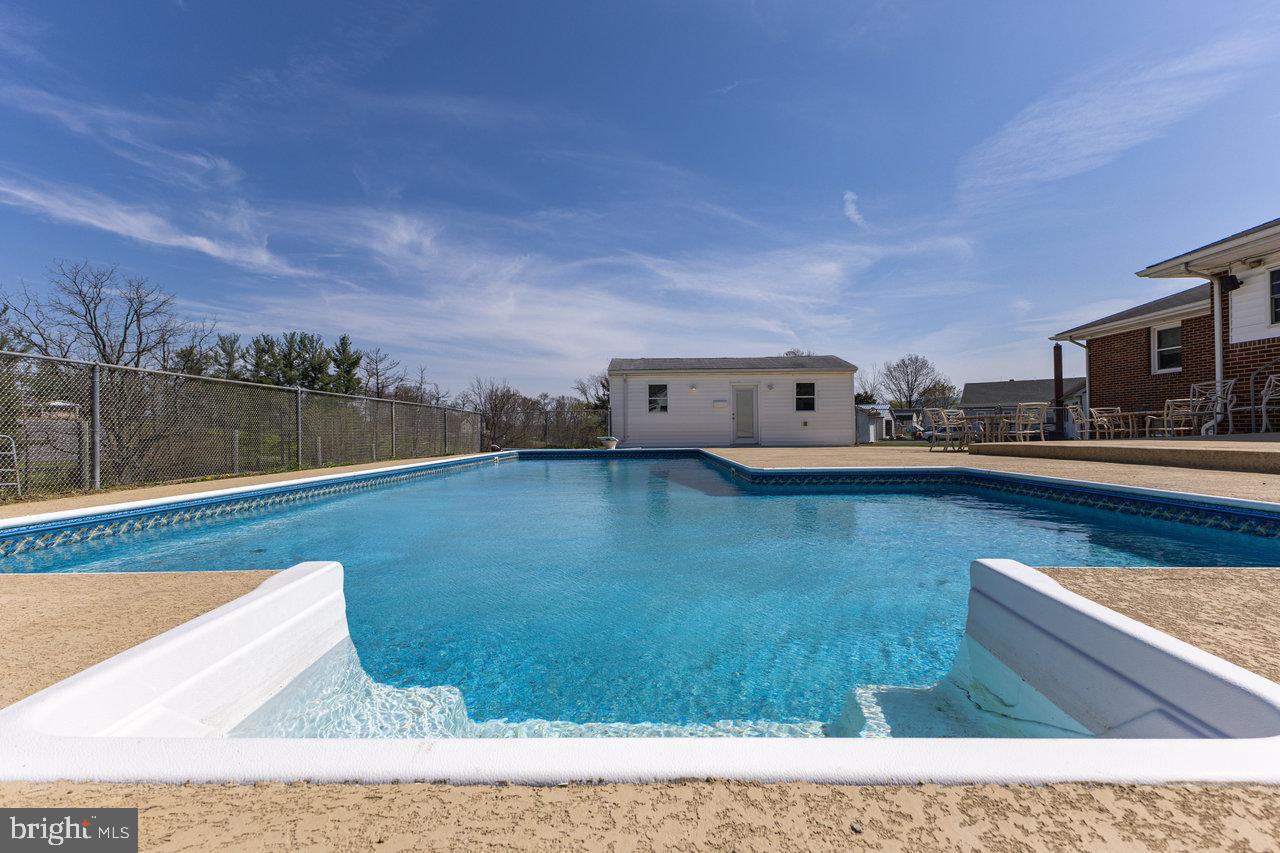 62 ROSSER DR, LURAY, Virginia 22835, 3 Bedrooms Bedrooms, ,2 BathroomsBathrooms,Residential,For sale,62 ROSSER DR,VAPA2004386 MLS # VAPA2004386