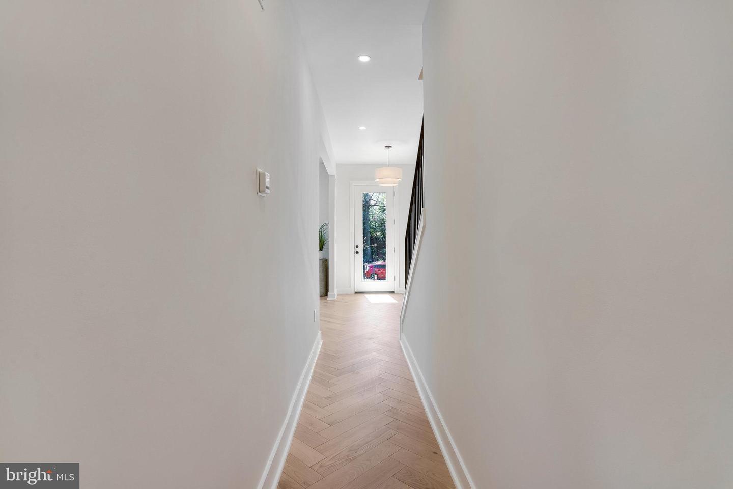 1600 37TH ST NW, WASHINGTON, District Of Columbia 20007, 5 Bedrooms Bedrooms, ,4 BathroomsBathrooms,Residential,For sale,1600 37TH ST NW,DCDC2187336 MLS # DCDC2187336
