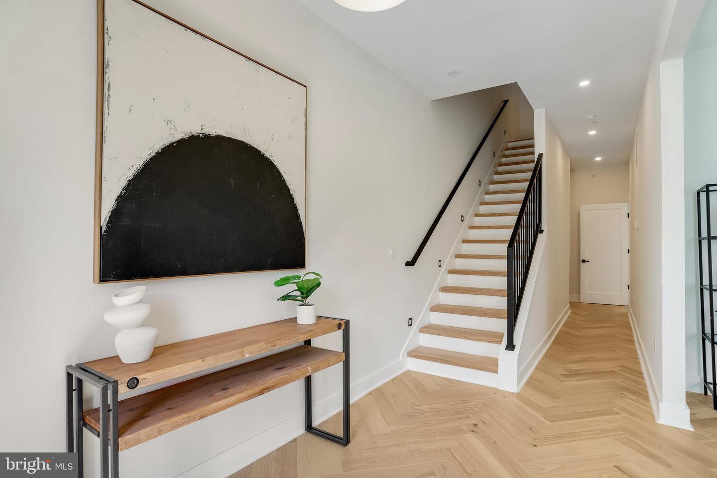 1600 37TH ST NW, WASHINGTON, District Of Columbia 20007, 5 Bedrooms Bedrooms, ,4 BathroomsBathrooms,Residential,For sale,1600 37TH ST NW,DCDC2187336 MLS # DCDC2187336