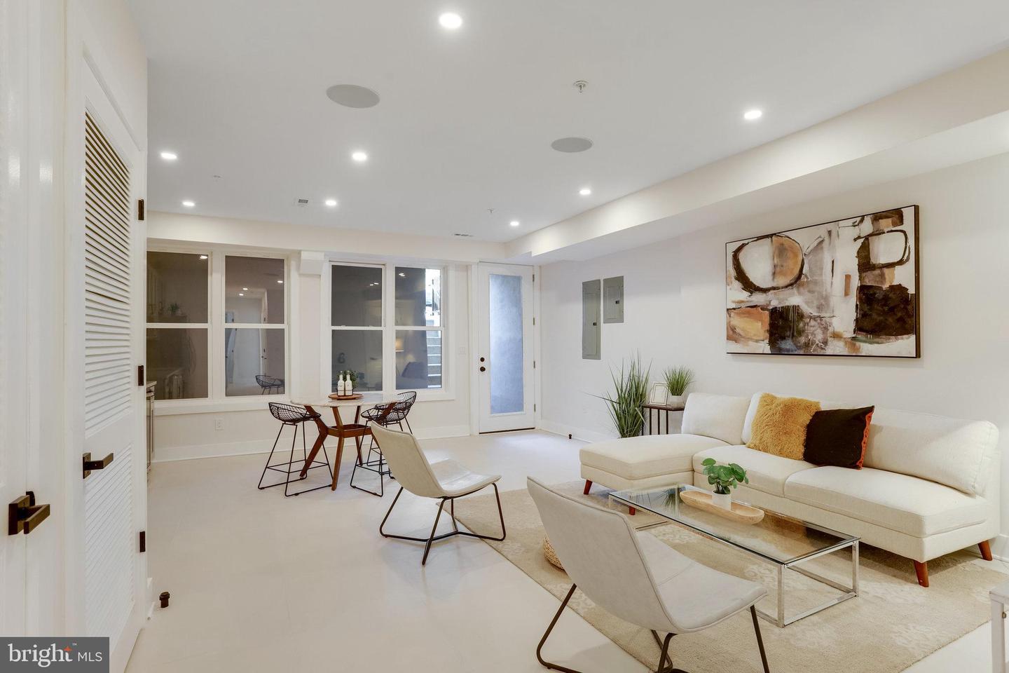 1600 37TH ST NW, WASHINGTON, District Of Columbia 20007, 5 Bedrooms Bedrooms, ,4 BathroomsBathrooms,Residential,For sale,1600 37TH ST NW,DCDC2187336 MLS # DCDC2187336